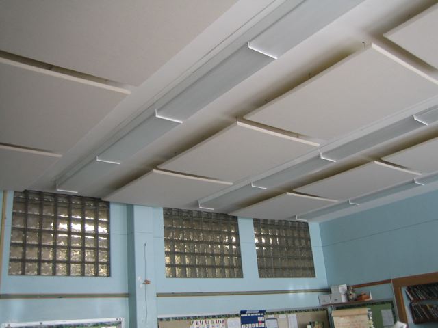 ceiling tiles capture and convert echoes in classroom