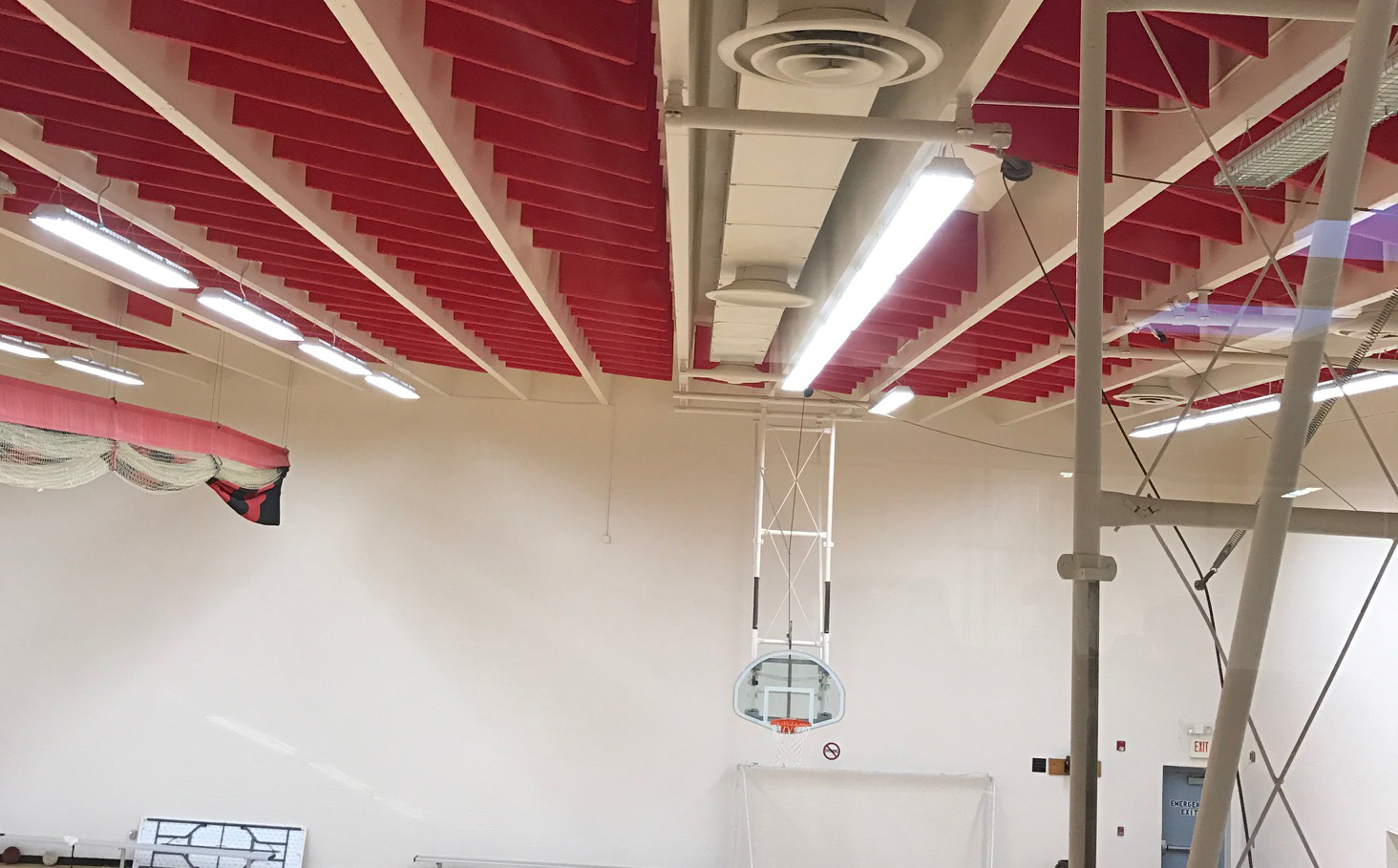 sound baffles reduce echoes for gym soundproofing