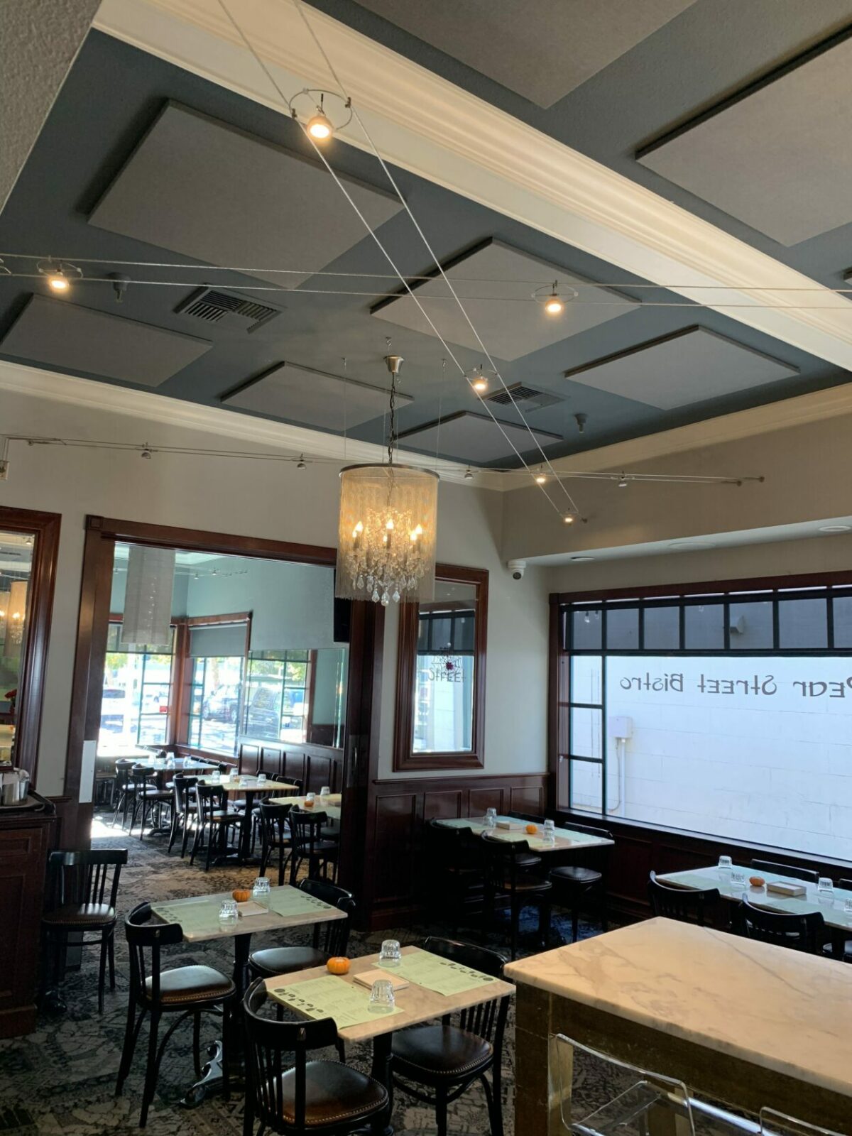 sound panels on ceiling control restaurant noise